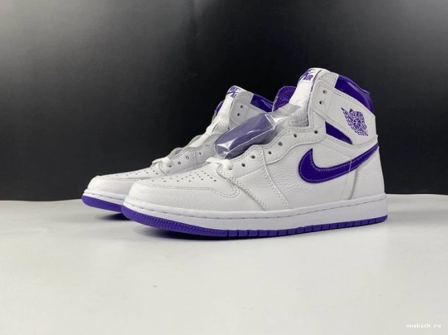 Onekick CD0461-151 JORDAN COURT RETRO HIGH 1 PURPLE AIR 0523
